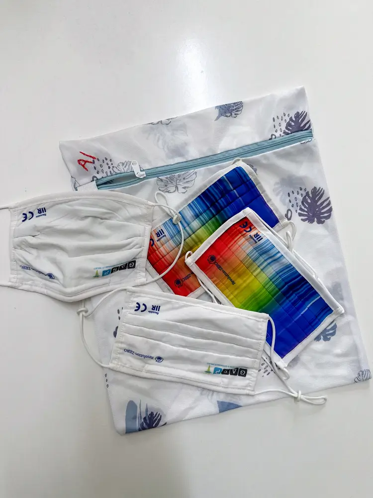 Unas mascarillas desechables, son lavables y resistentes.