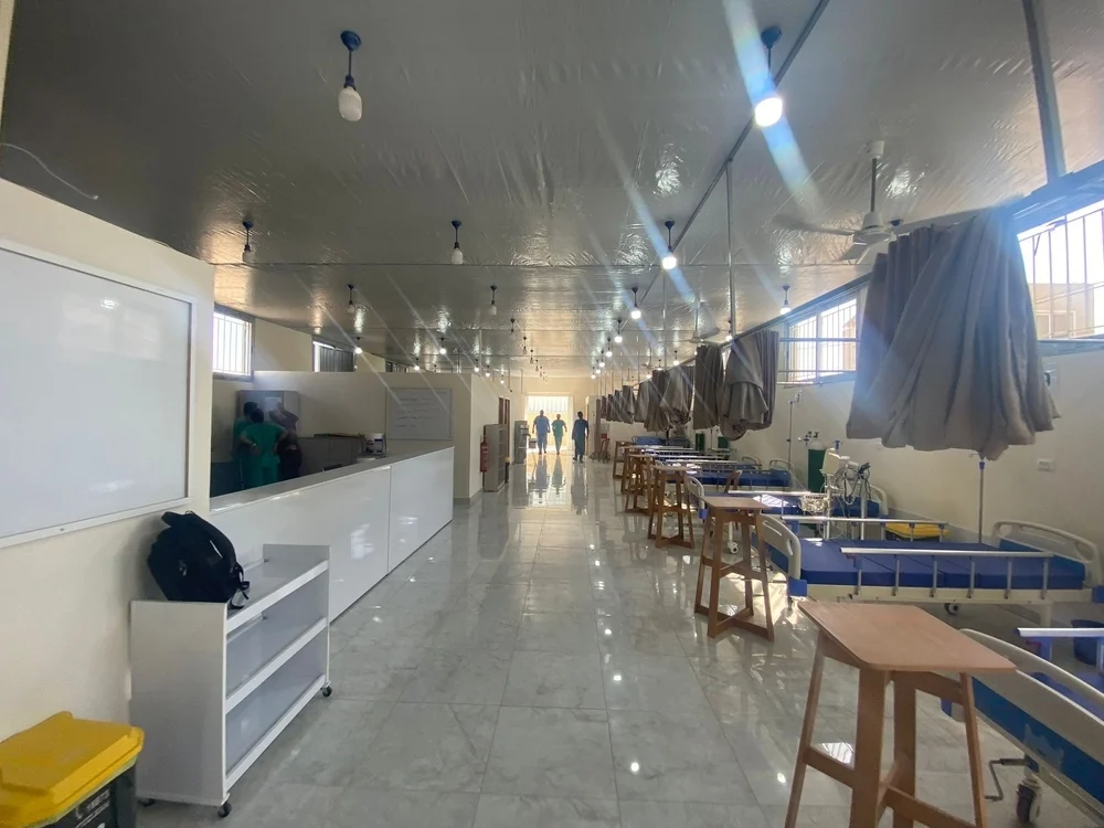 Interior del Hospital de campaña de MSF, en Deir Al Balah.