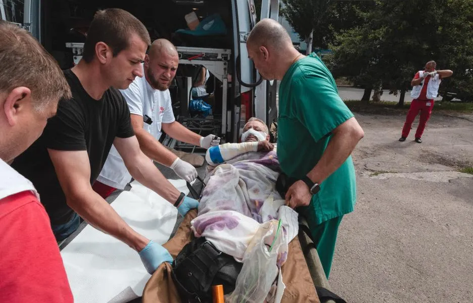 Ihor, paciente herido en una explosión. Guerra en Ucrania. Agosto, 2024. © Olexandr Glyadyelov