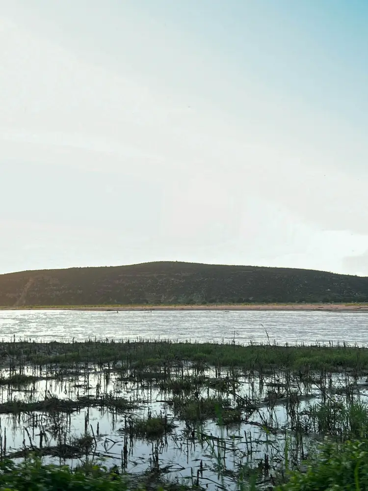 El campo sigue inundado tras el paso del ciclón Honde.