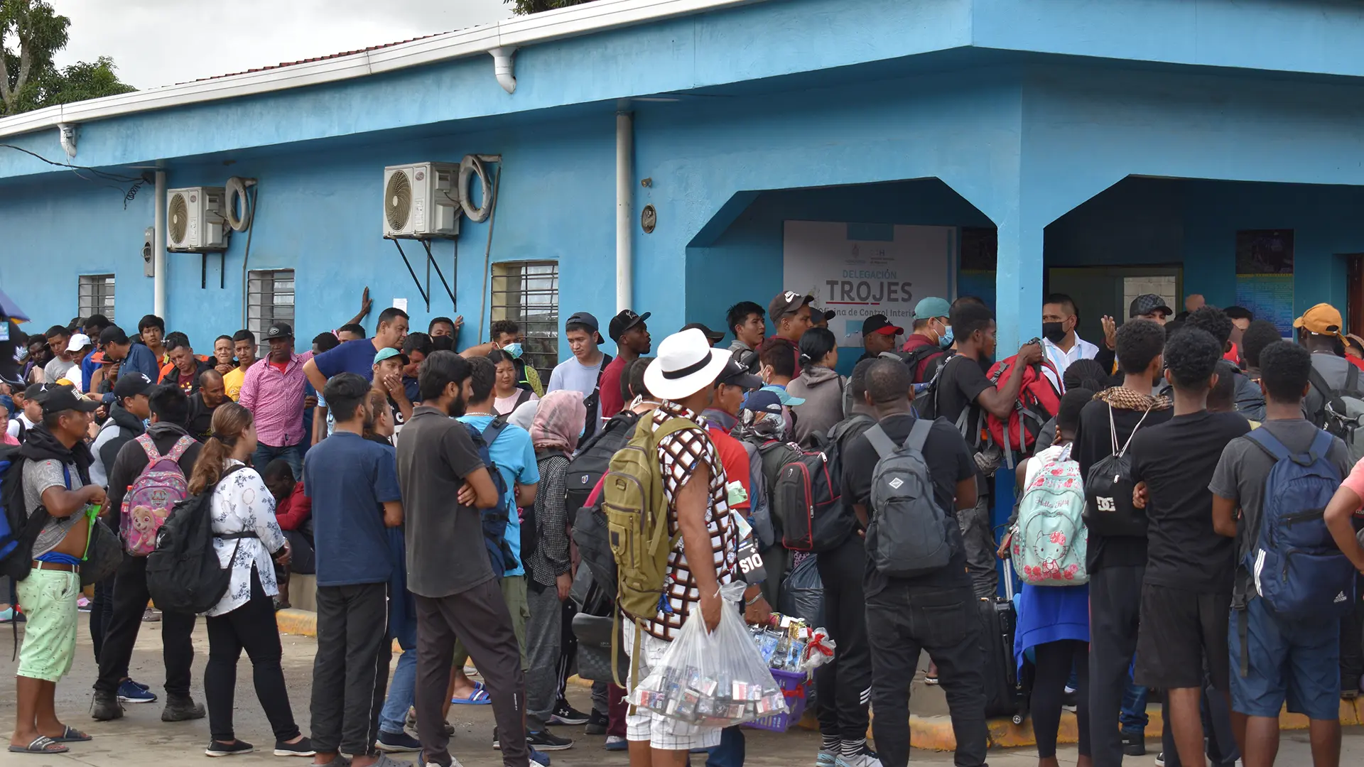 Durante varios meses, el municipio de Trojes, fronterizo con Nicaragua, fue uno de los puntos de recepción de migrantes. Las concentraciones de personas siempre ocurren cerca de las oficinas del Instituto Nacional de Migración.