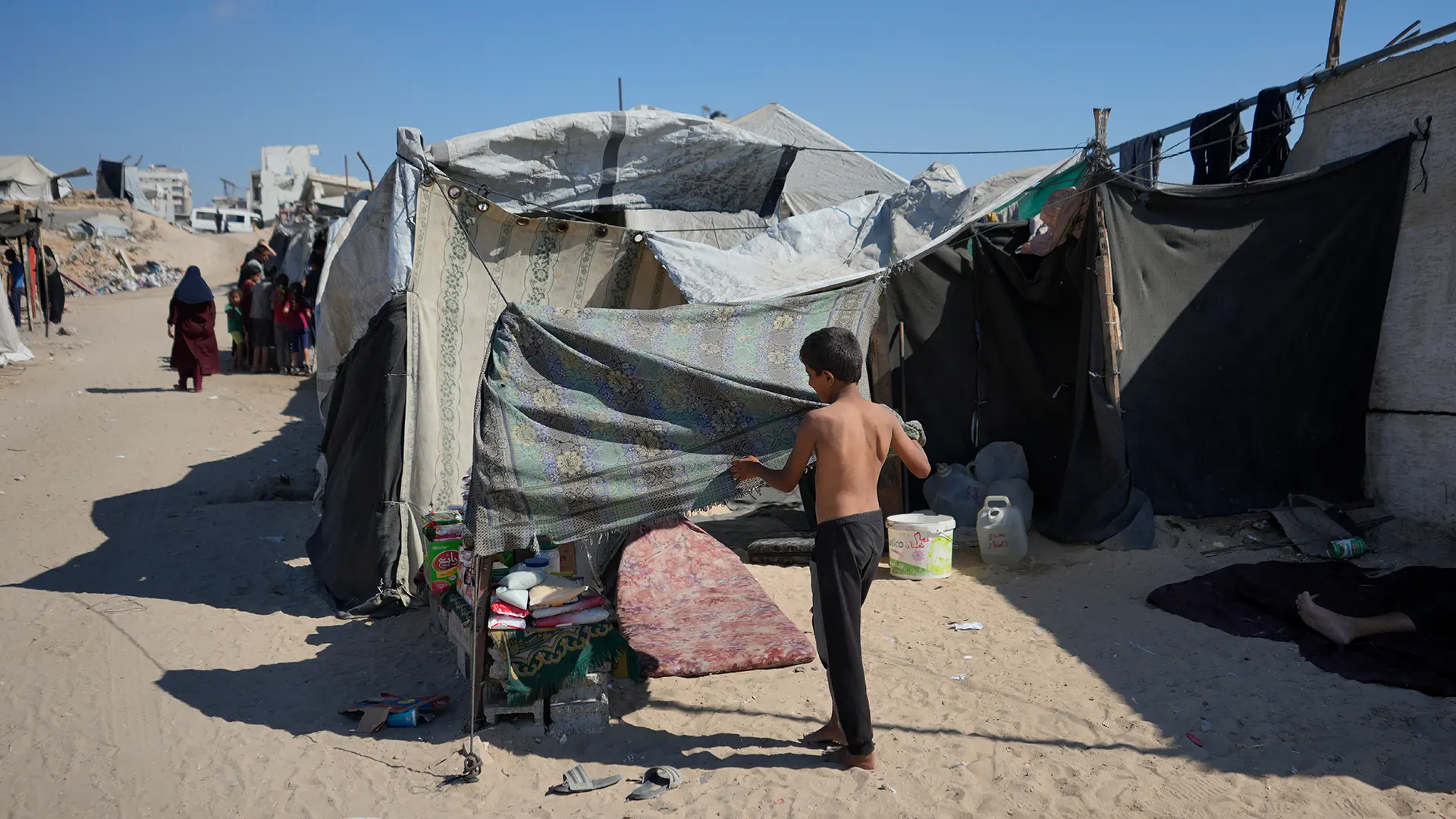 Familias palestinas desplazadas en la ciudad de Gaza. 4 de septiembre de 2025