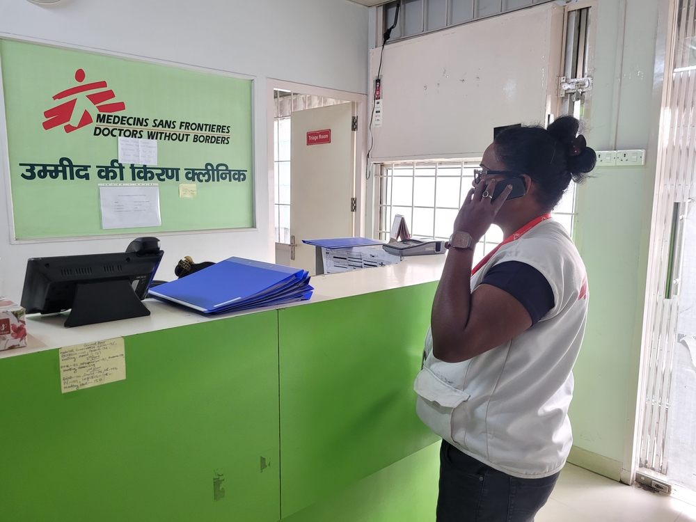 Fátima es trabajadora de MSF y la primera conductora de E-rickshaw en India