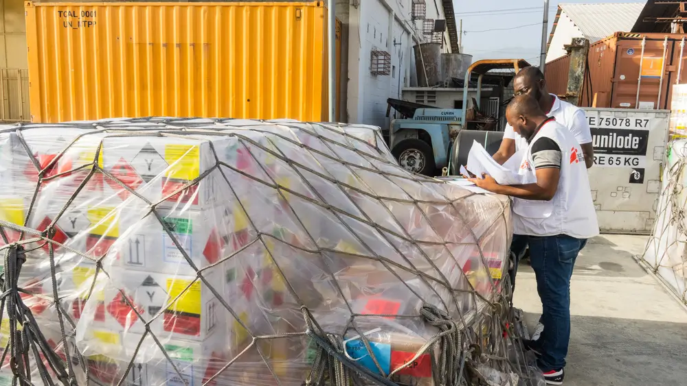 Enviamos suministros a Haití