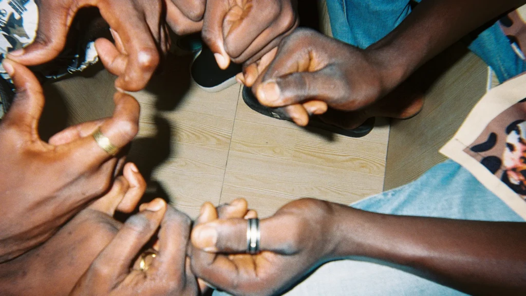 Lo que me dio el club fue amor. El amor que me dieron, nadie más me lo puede dar. (M., 20 años).